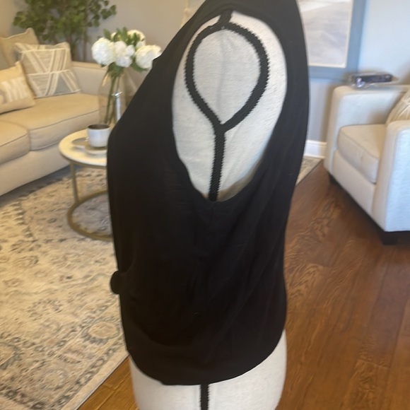 EUC Black Tank Top - Picture 3 of 5